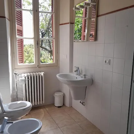 Altido Cosy 2bed Apt With Garden And Parking アパート *