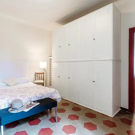 Altido Cosy 2bed Apt With Garden And Parking アパート *