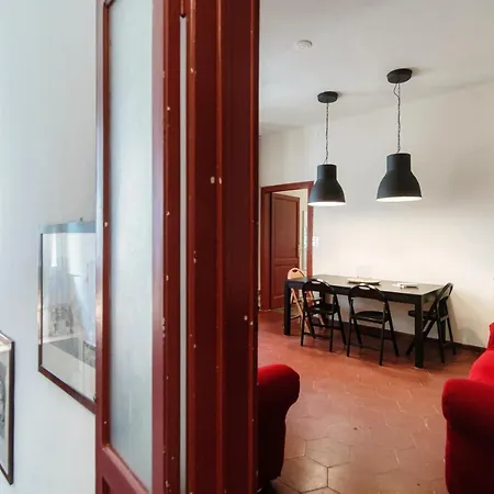 Altido Cosy 2bed Apt With Garden And Parking チェルノッビオ