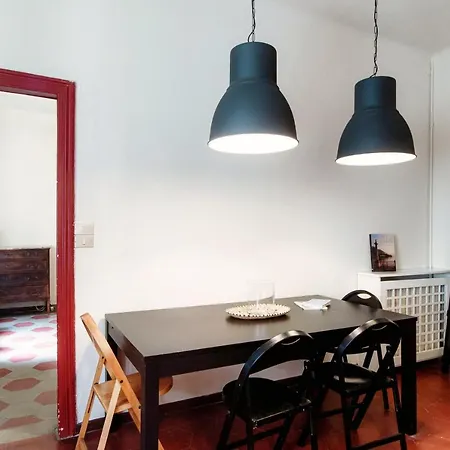 Altido Cosy 2bed Apt With Garden And Parking