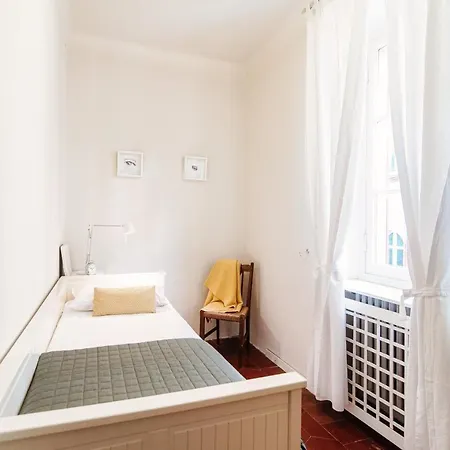 Altido Cosy 2bed Apt With Garden And Parking アパート *